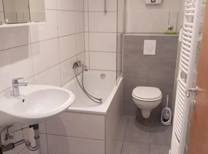 شقة Monteurzimmer/ferienwohnung *